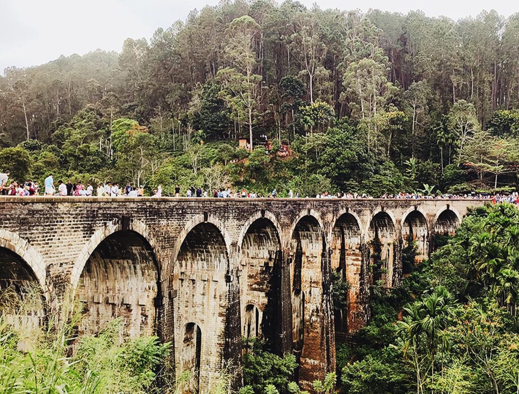 asien_karusell_3300_2500_b9