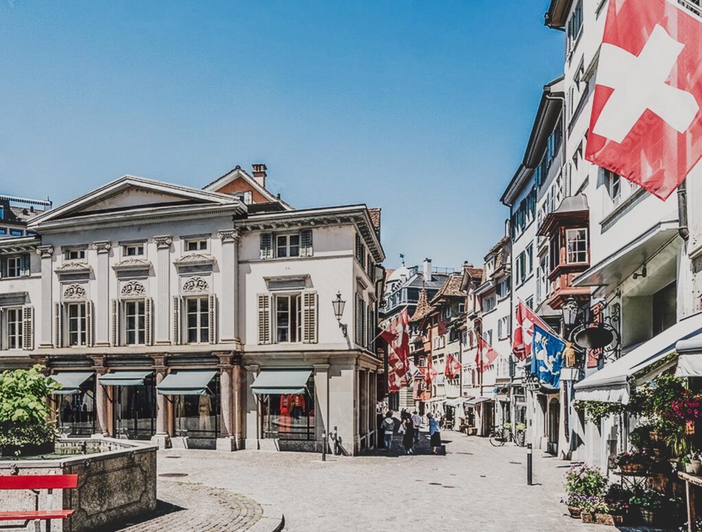 schweiz_karusell_3300_2500_b3